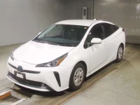 Цена авто Toyota Prius с аукционов Японии, номер кузова ZVW55, пробег 124 000, оценка 8