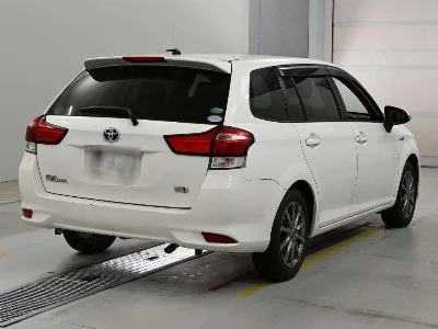 TOYOTA COROLLA FIELDER
