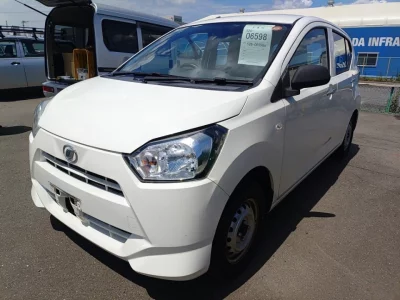 Daihatsu MIRA E S