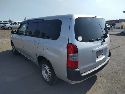 TOYOTA SUCCEED