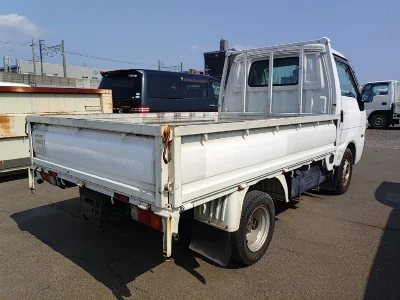 NISSAN VANETTE TRUCK
