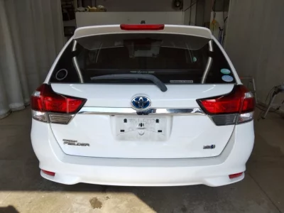 TOYOTA COROLLA FIELDER