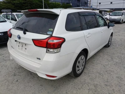 TOYOTA COROLLA FIELDER
