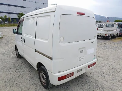 DAIHATSU HIJET VAN