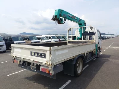 Hino Dutro