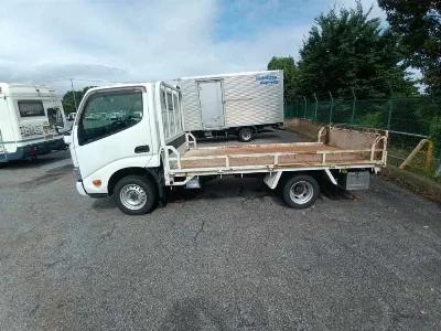 TOYOTA DYNA