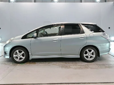 HONDA FIT SHUTTLE