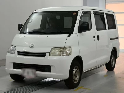 TOYOTA TOWN ACE VAN