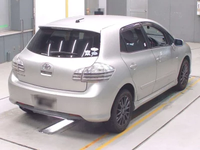 TOYOTA BLADE