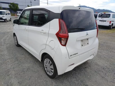 Mitsubishi eK Wagon