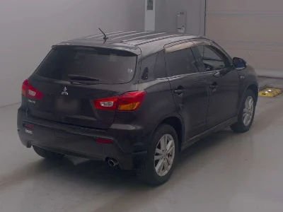 Mitsubishi RVR