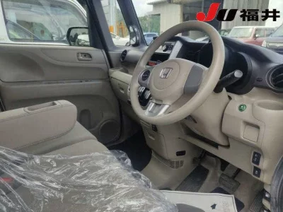 HONDA N BOX PLUS