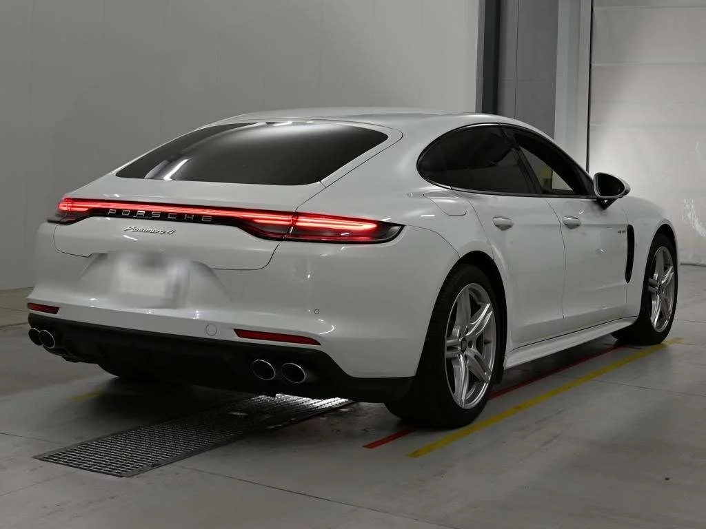 Porsche Panamera  с аукциона в Японии