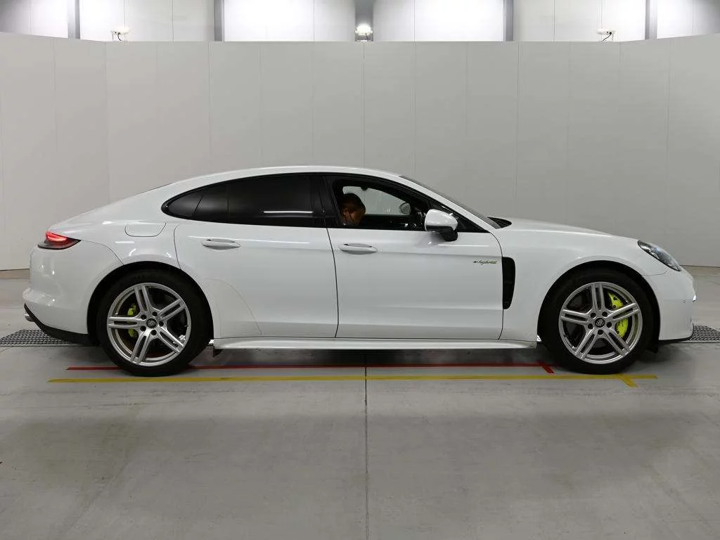 Porsche Panamera  с аукциона в Японии