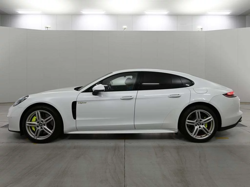 Porsche Panamera  с аукциона в Японии