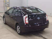 Цена авто Toyota Prius с аукционов Японии, номер кузова ZVW30, пробег 100 000, оценка 6