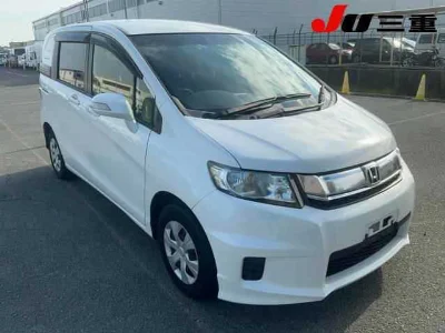 HONDA FREED SPIKE