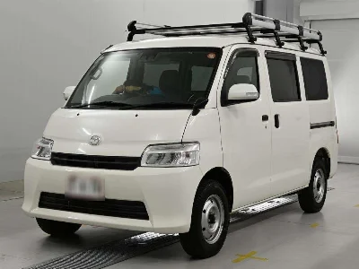 MAZDA BONGO VAN