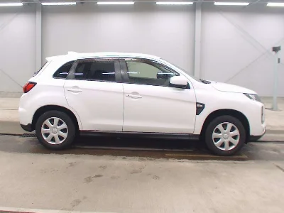 MITSUBISHI RVR
