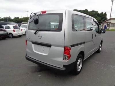 Nissan NV200