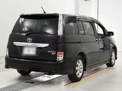 TOYOTA ISIS