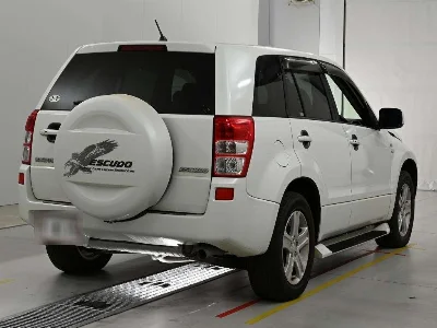 Suzuki Escudo
