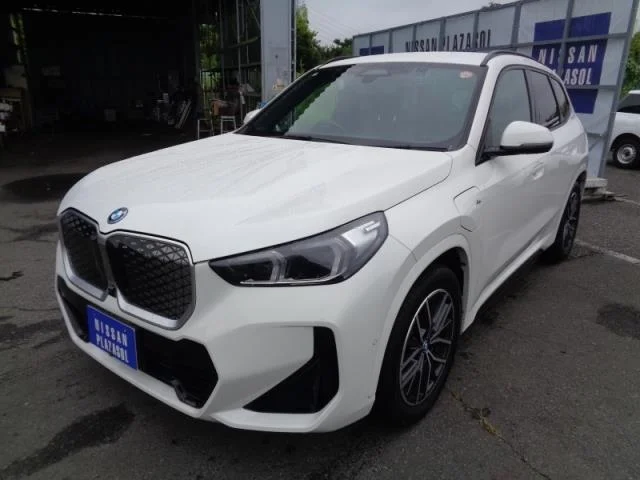 BMW iX1  с аукциона в Японии