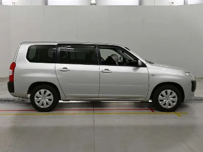TOYOTA SUCCEED