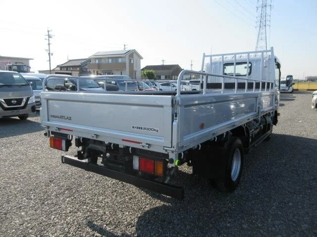 Nissan Atlas  с аукциона в Японии