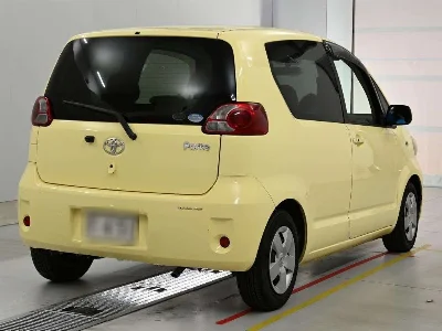 TOYOTA PORTE
