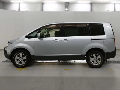 Статистика аукционов Mitsubishi Delica D:5