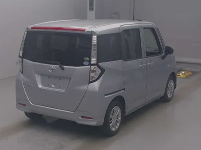 TOYOTA TANK