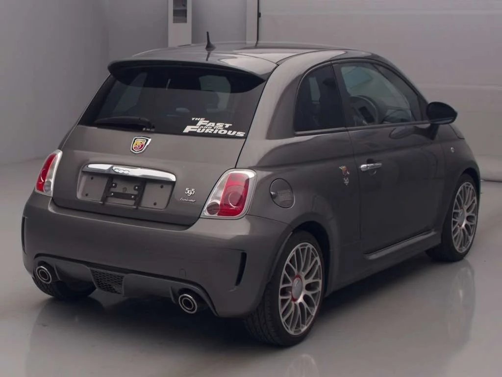 Abarth 595  с аукциона в Японии