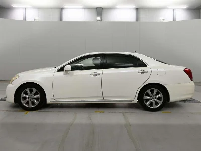 Toyota CROWN MAJESTA