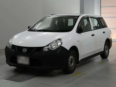 Nissan AD