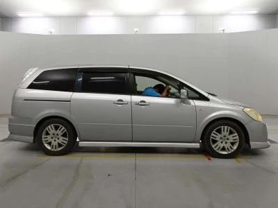 Nissan Presage
