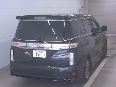 NISSAN ELGRAND