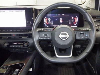 NISSAN AURA