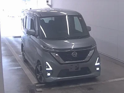 NISSAN ROOX