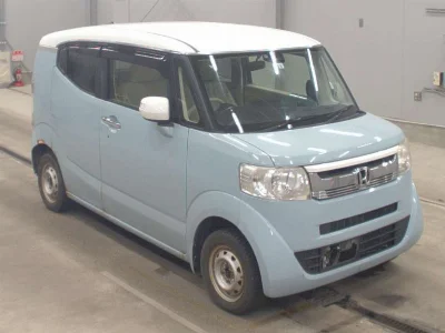 HONDA N BOX SLASH