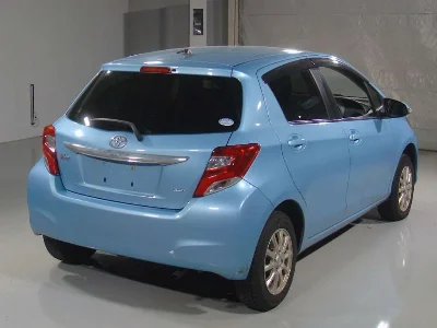 TOYOTA VITZ