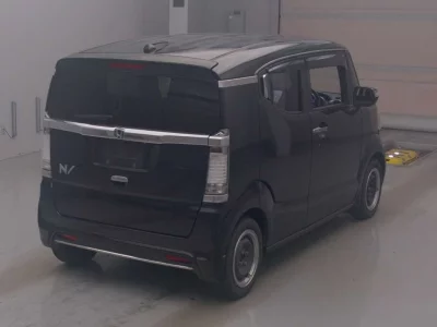 Honda N-Box Slash