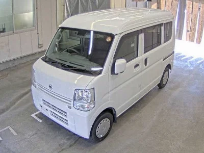 NISSAN CLIPPER VAN