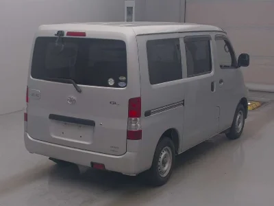 TOYOTA LITE ACE VAN