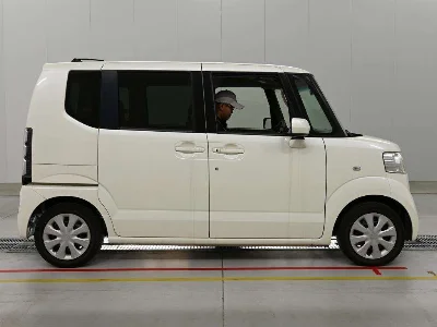 HONDA N BOX PLUS