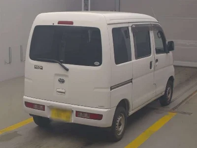 TOYOTA PIXIS VAN