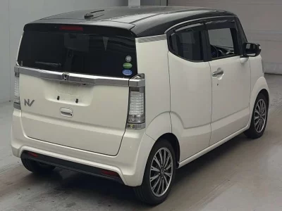 Honda N-Box Slash