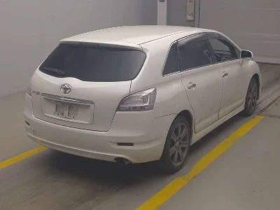 TOYOTA MARK X ZIO