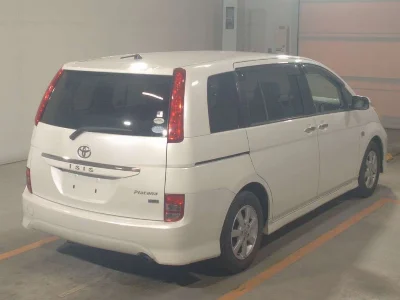 TOYOTA ISIS