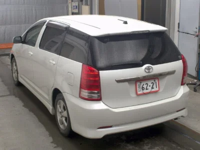 TOYOTA WISH
